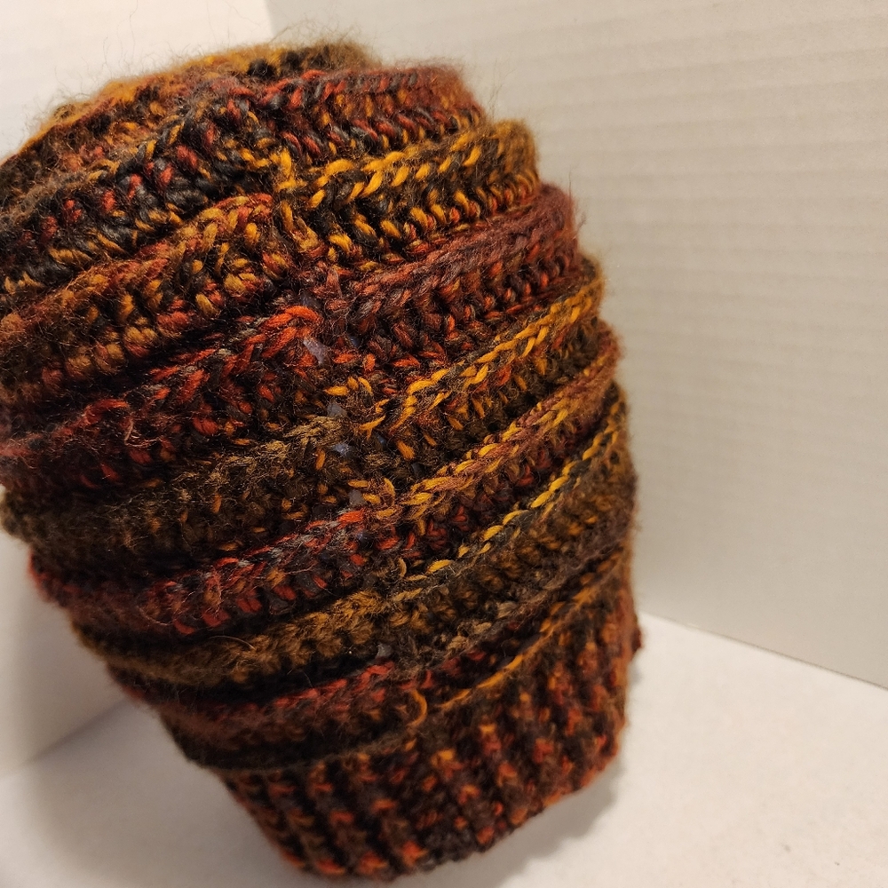 Handmade winter‎ hat - Picture 2 of 6